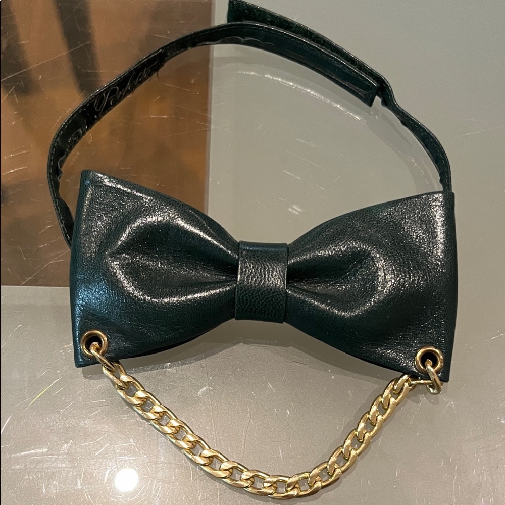 Chic Black Bow Tie Necklace with Gold Chain